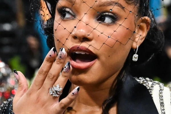 Halle Bailey-Gilbert Flores/Getty Images