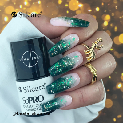 Glitzernde Nägel