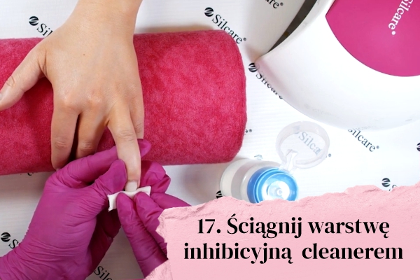 Ściągnij warstwę inhibicyjną cleanerem