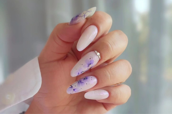 Nägel für den Sommer 2025 - die 8 besten Inspirationen