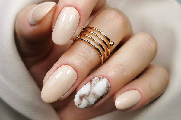 Communion nails for mom fashionable in 2025
