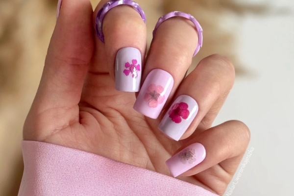 Lavender Nails wiosną i latem 2025
