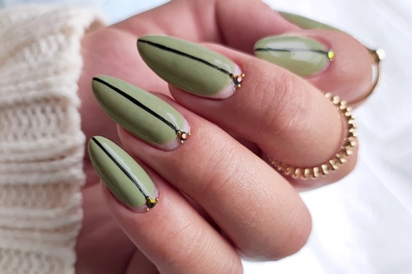 Manicure trends — fashionable nails for fall 2025