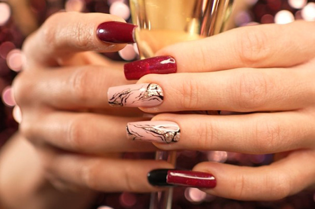 Manicures for Carnival 2024