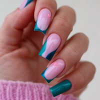 Mint and pink nails - a fresh, girly look in a pastel edition