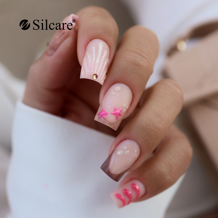 Beach nails: a trendy look for summer 2025