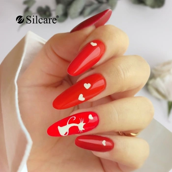 Manicure ibrida con gatto e cuori - una nail art creativa per San Valentino